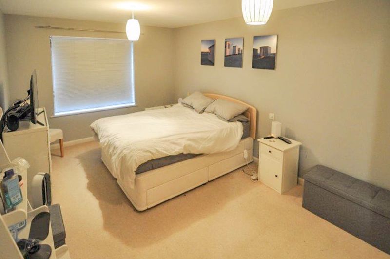 Photo 7- click for photo gallery